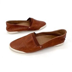 Frye Melanie Slip-On Sneaker Ballet Flats Cognac Brown Leather Shoe Size 6 EUC